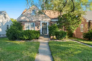 212 E 142nd Pl, Dolton, IL 60419 - Photo 1