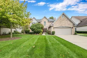 455 Thorndale Dr, Buffalo Grove, IL 60089 - Photo 1