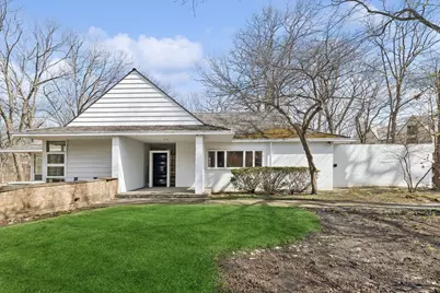 155 S Deere Park Drive, Highland Park, IL 60035 - Photo 1