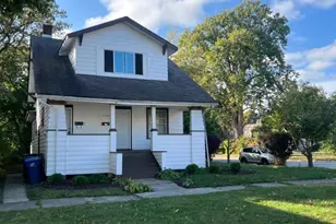 1702 Lincoln St, North Chicago, IL 60064 - Photo 1