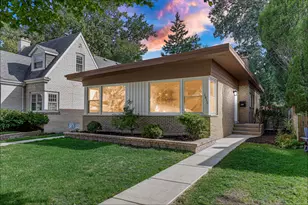 1810 South Blvd, Evanston, IL 60202 - Photo 1