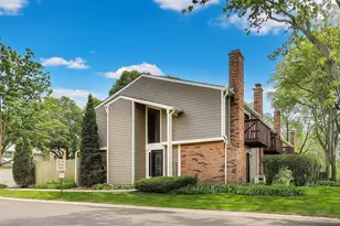 107 W Brighton Pl, Mount Prospect, IL 60056 - Photo 1