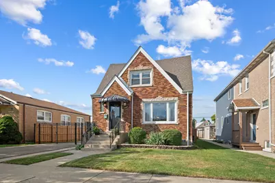 5026 S Lavergne Avenue, Chicago, IL 60638 - Photo 1