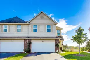 662 Elizabeth Ct, Romeoville, IL 60446 - Photo 1