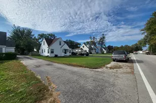 10445 W Palmer Ave, Melrose Park, IL 60164 - Photo 1