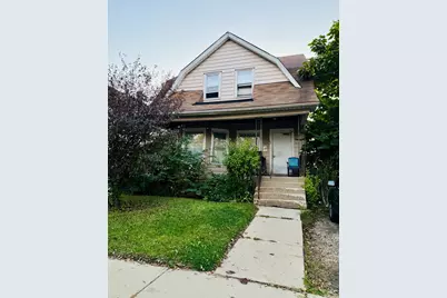 28 N Saint James Street, Waukegan, IL 60085 - Photo 1