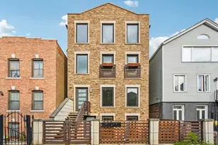 1243 N Cleaver St, Chicago, IL 60642 - Photo 1