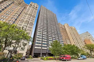1440 N Lake Shore Dr, Chicago, IL 60610 - Photo 1