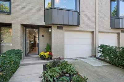 557 W Eugenie Street, Chicago, IL 60614 - Photo 1