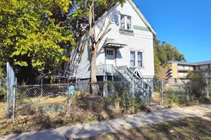 654 E 65th St, Chicago, IL 60637 - Photo 1