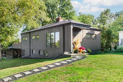 797 Forest Avenue, Glen Ellyn, IL 60137 - Photo 1