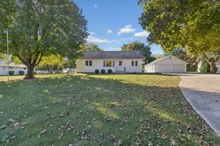 3723 US Business 20 W, Freeport, IL 61032 - Photo 1