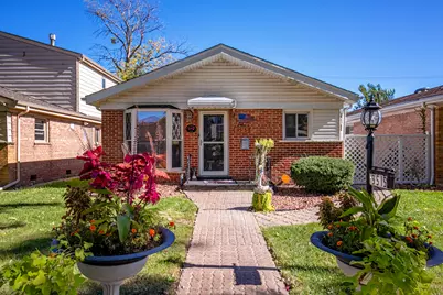 9515 S Peoria Street, Chicago, IL 60643 - Photo 1