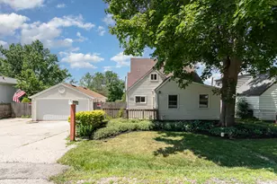 230 Brierhill Dr, Round Lake Park, IL 60073 - Photo 1