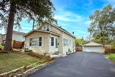 918 N Clarendon Drive, Round Lake Beach, IL 60073 - Photo 1
