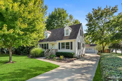 617 Horne Street, Saint Charles, IL 60174 - Photo 1