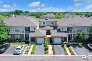 614 Pineridge Dr N, Oswego, IL 60543 - Photo 1