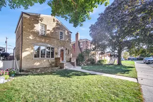 3812 W 109th Pl, Chicago, IL 60655 - Photo 1