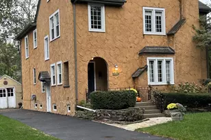 425 N Catherine Ave, La Grange Park, IL 60526 - Photo 1