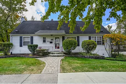 530 W 6th Street, Hinsdale, IL 60521 - Photo 1