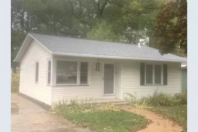 303 E Fox Road, Yorkville, IL 60560 - Photo 1