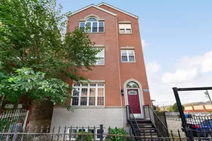 3113 W Warren Blvd, Chicago, IL 60612 - Photo 1