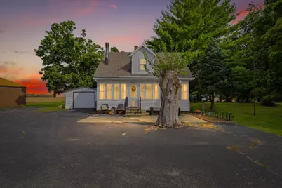 848 N Champaign Street, Bement, IL 61813 - Photo 1