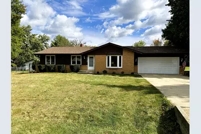 6130 Lockwood Drive, Rockford, IL 61109 - Photo 1