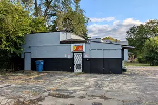 990 N Schuyler Ave, Kankakee, IL 60901 - Photo 1