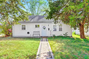 2804 Gladstone Ave, Rockford, IL 61101 - Photo 1