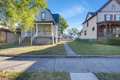 13331 S Commercial Avenue, Chicago, IL 60633 - Photo 1