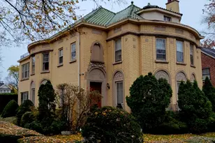 530 Maple Ave, Wilmette, IL 60091 - Photo 1