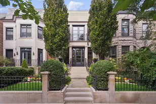 1446 W Belle Plaine Ave, Chicago, IL 60613 - Photo 1