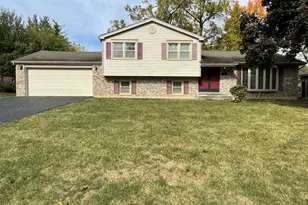 202 Oak Dr, Shorewood, IL 60404 - Photo 1