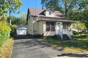 49 N Calhoun St, Aurora, IL 60505 - Photo 1