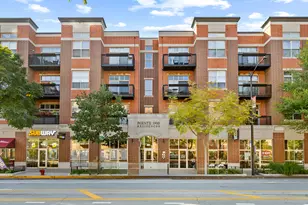 1910 S State St, Chicago, IL 60616 - Photo 1