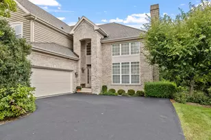 805 Stone Canyon Cir, Inverness, IL 60010 - Photo 1