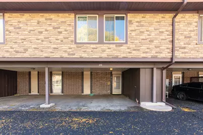 26 Cour Versaille Court #26, Palos Hills, IL 60465 - Photo 1