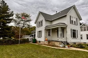 1006 Illinois Ave, Mendota, IL 61342 - Photo 1