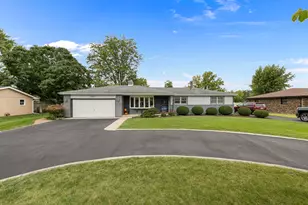 2817 Leven Ave, New Lenox, IL 60451 - Photo 1