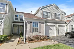 8 Taft Ct, Streamwood, IL 60107 - Photo 1