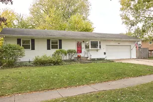 782 Redwood Dr, Aurora, IL 60506 - Photo 1