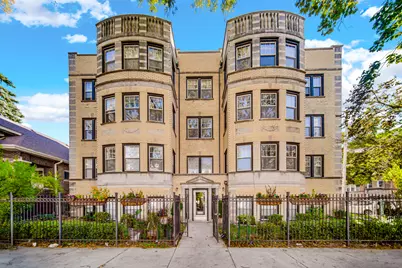 2025 W Arthur Avenue #C2, Chicago, IL 60645 - Photo 1