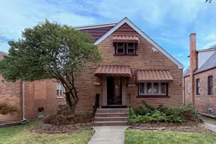 5245 S Mayfield Ave, Chicago, IL 60638 - Photo 1