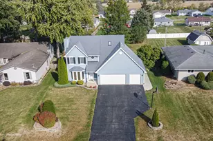 501 Erma Dr, Somonauk, IL 60552 - Photo 1