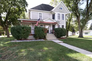 310 E Main St, Gardner, IL 60424 - Photo 1