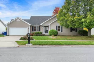 356 Ash Ct, Dekalb, IL 60115 - Photo 1