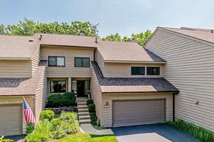 1541 Kirkwood Dr, Geneva, IL 60134 - Photo 1