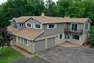 49 Braeburn Ln, Barrington Hills, IL 60010 - Photo 1