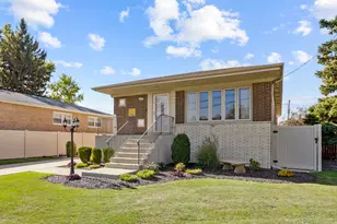 9208 Nashville Ave, Oak Lawn, IL 60453 - Photo 1